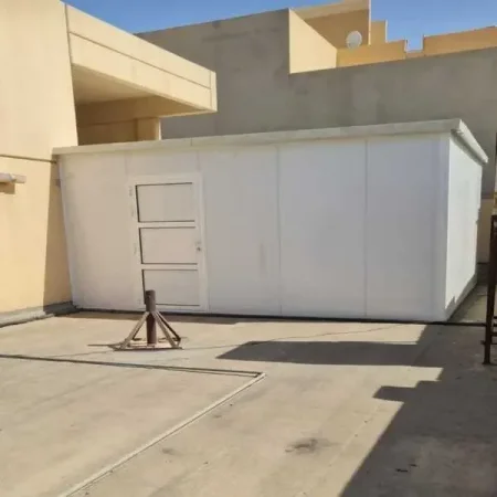 ساندوتش بانل لغرف العمال بالمدينة المنورة – تصميم وتنفيذ غرف عملية